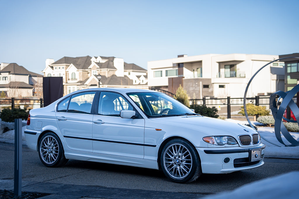 2003 BMW E46 330i Sedan