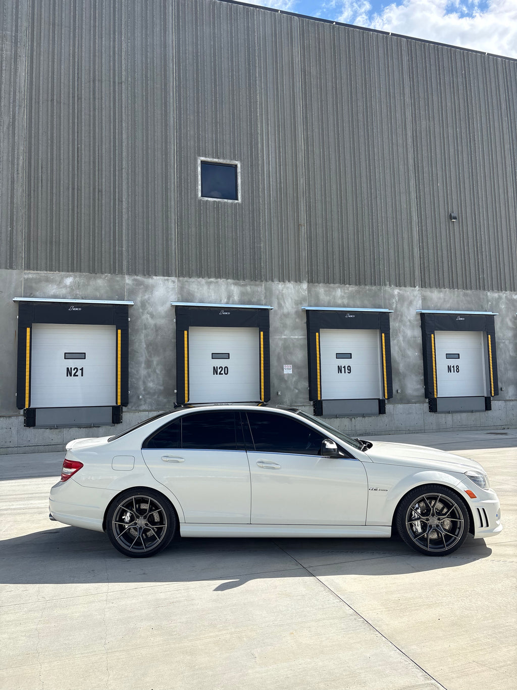 2009 Mercedes Benz C63 AMG Sedan