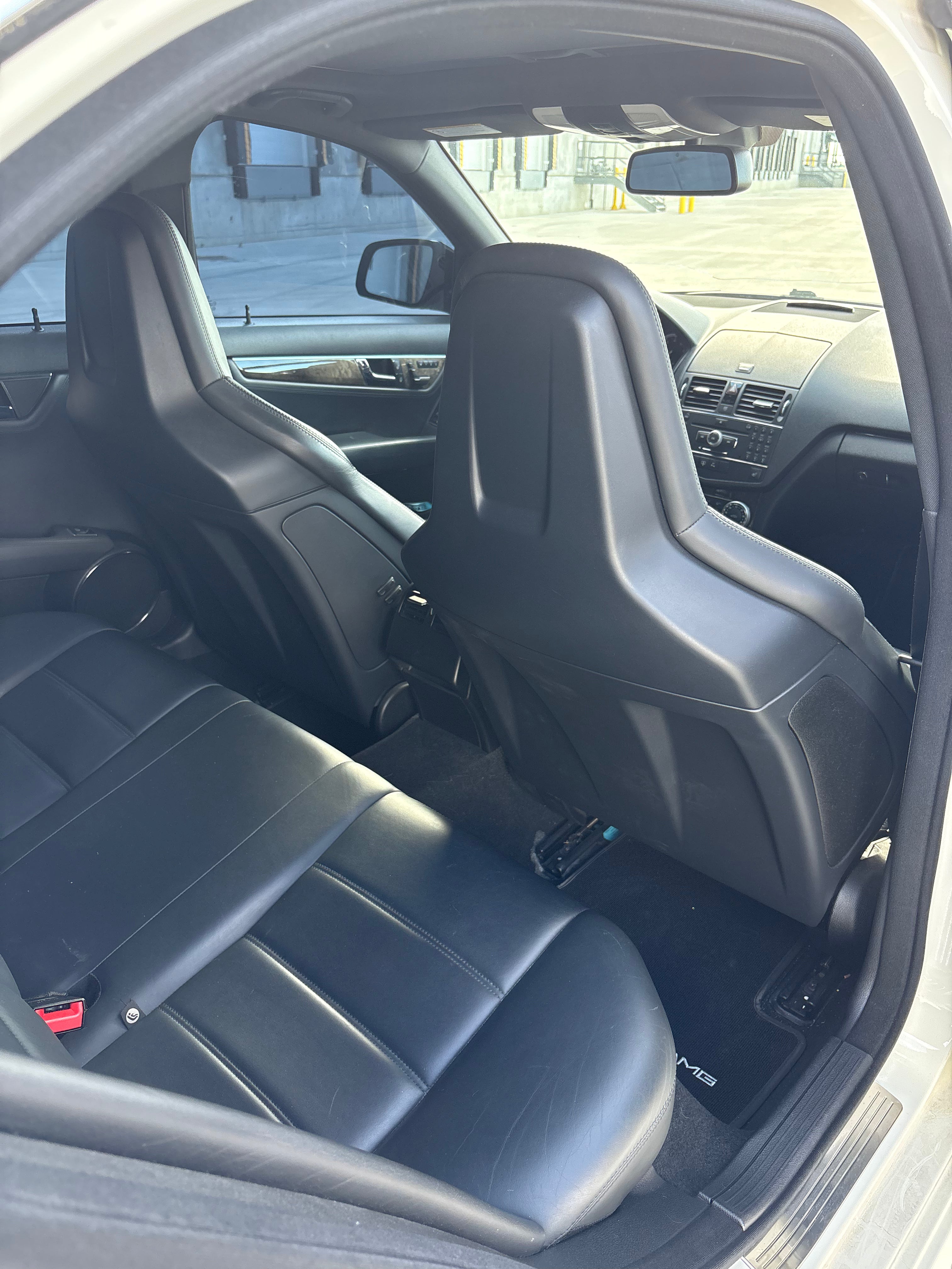 2009 Mercedes Benz C63 AMG Sedan