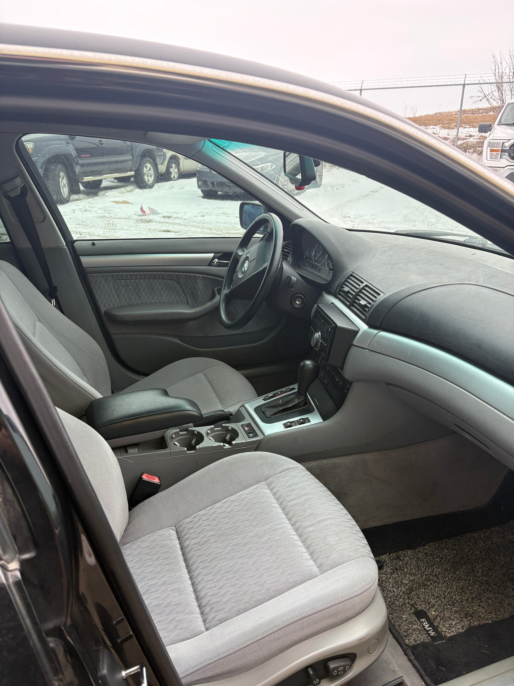 1999 BMW E46 328i Sedan